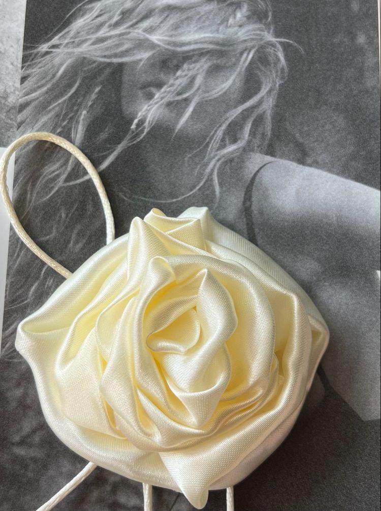 CHOKER ROSA