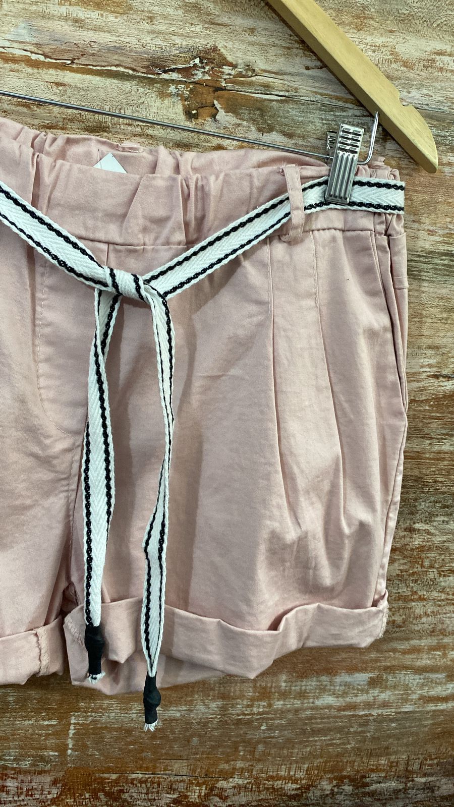 SUMMER SHORT