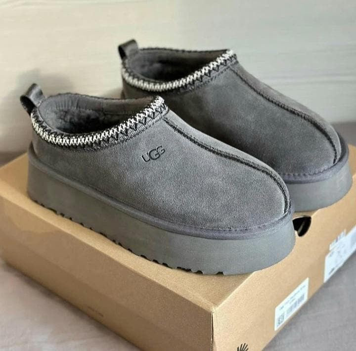 UGG