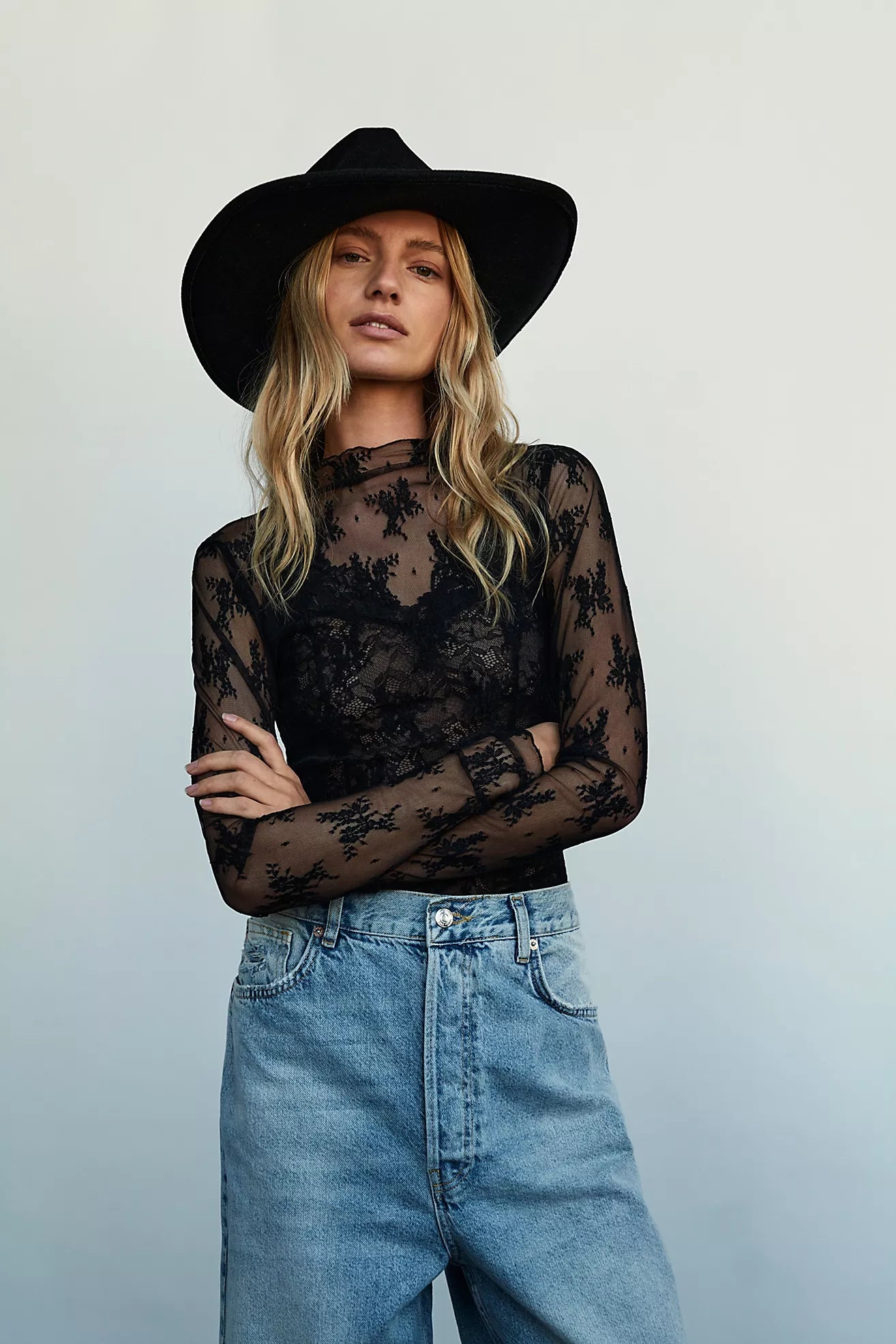 LAYERING TOP