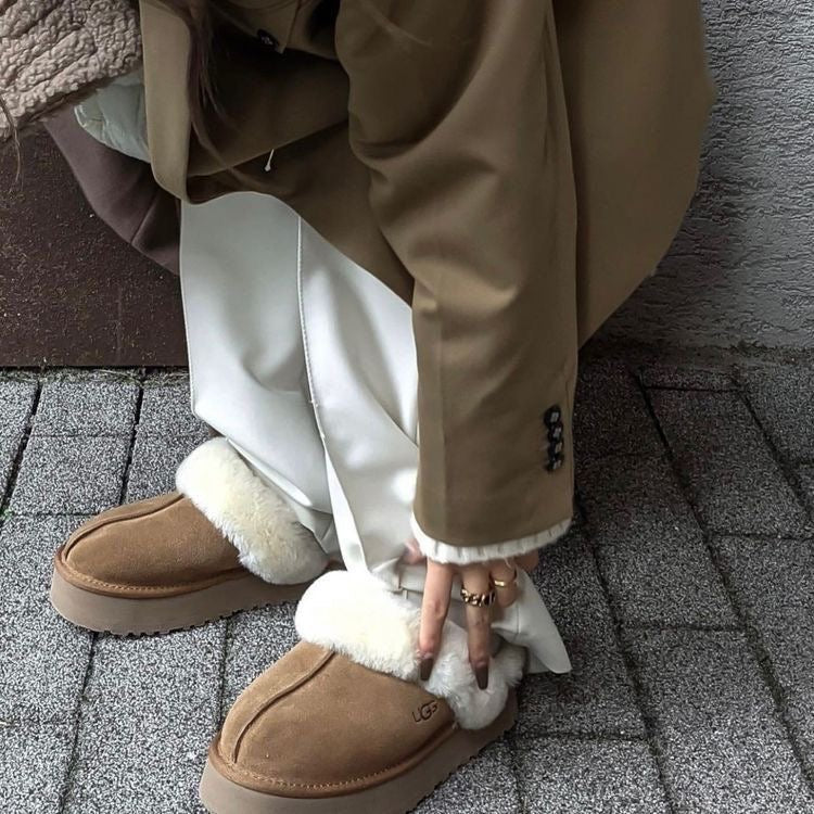 UGG