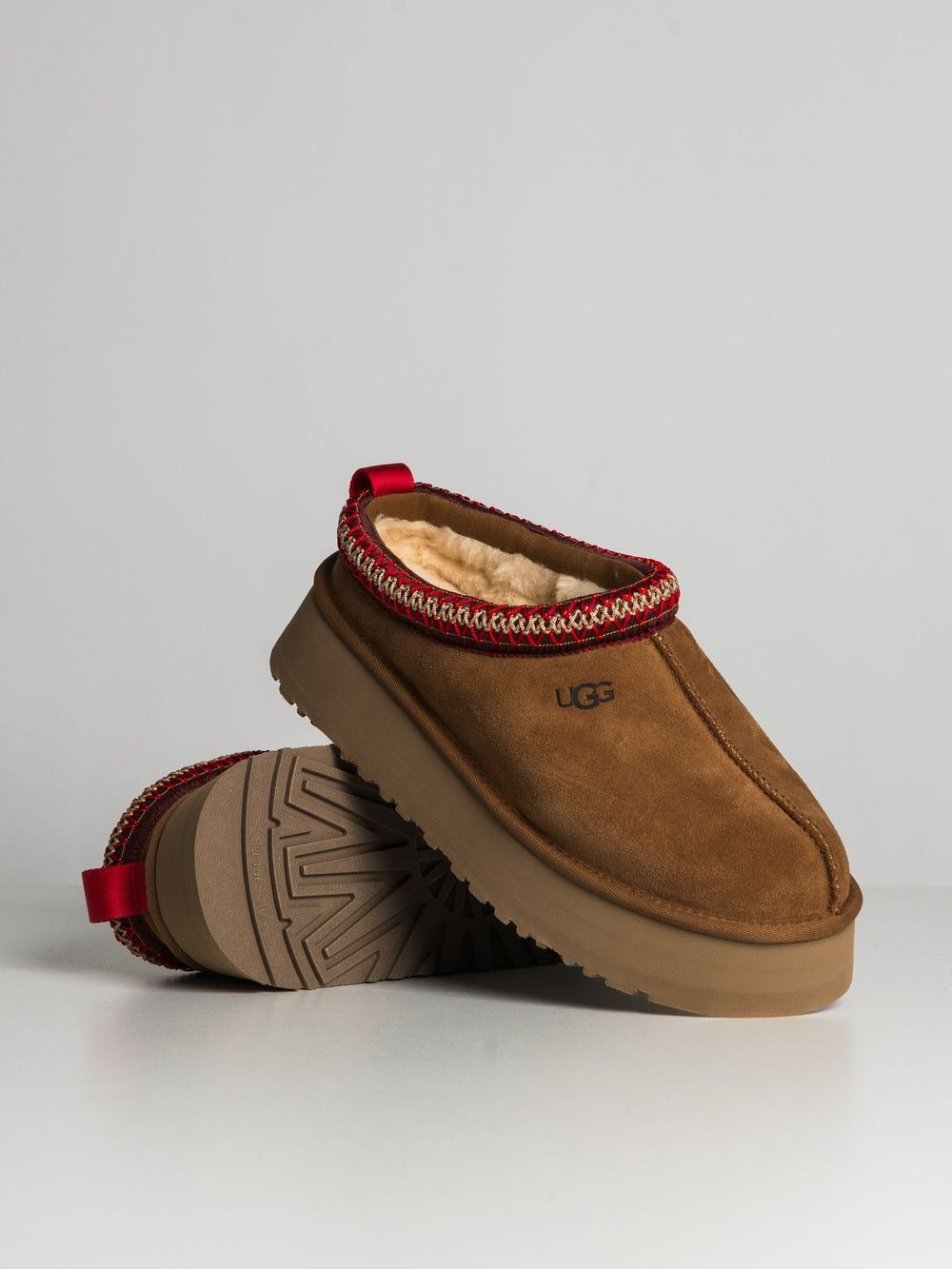 UGG