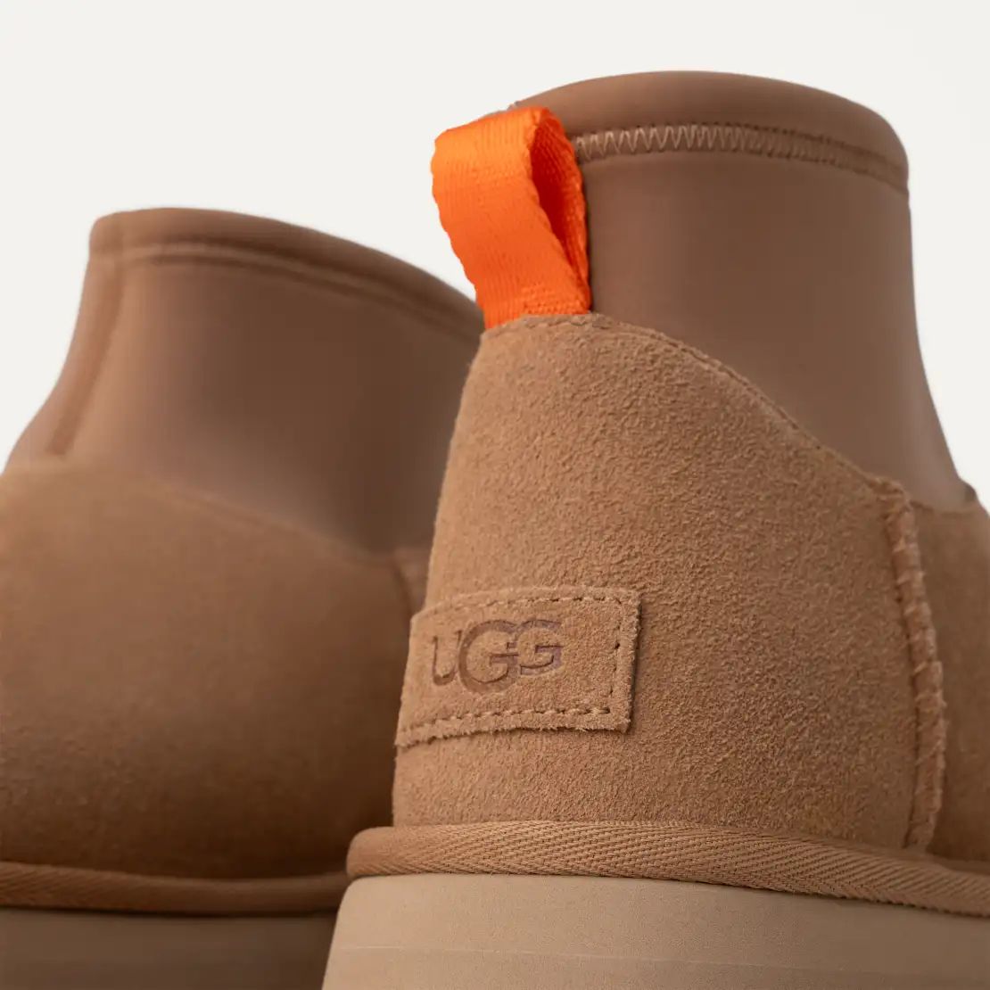 UGG